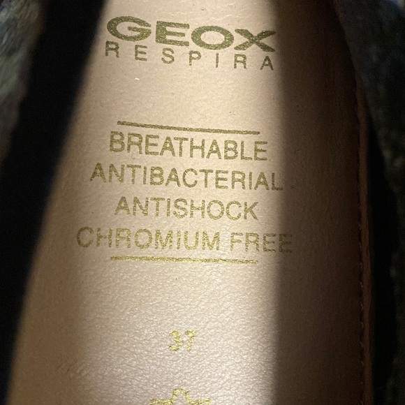 Geox  Respira Sz 6.5 (37) Leopard with Black Cap Toe Flats - Picture 4 of 6